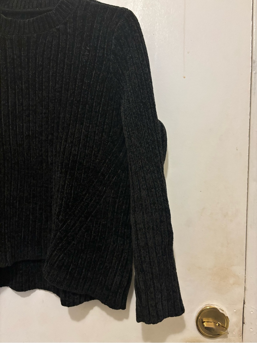 Black Ribbed Mock Neck High-Low Sweater | Size Medium - Picture 3 of 8
